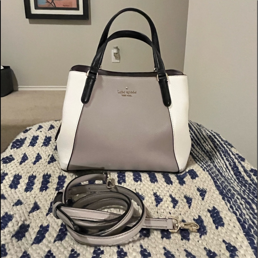 Kate Spade purse with adjustable strap